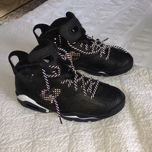 Jordans QS Retro 6 Black Cat